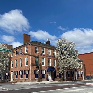1840S Carrollton Inn